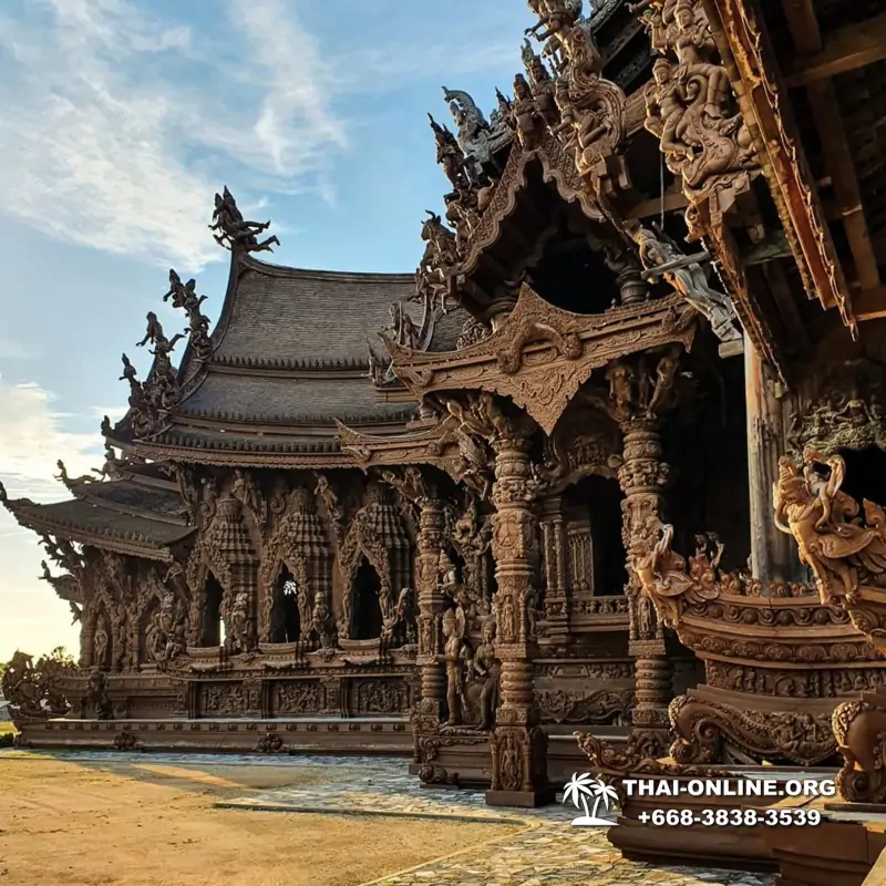 The Sanctuary of Truth Pattaya Thailand photo 7