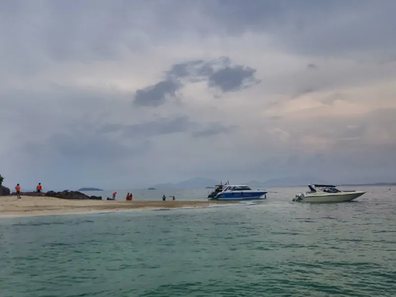 Ko Ta Lu or Pink Island snorkeling trip from Pattaya Thailand - 20