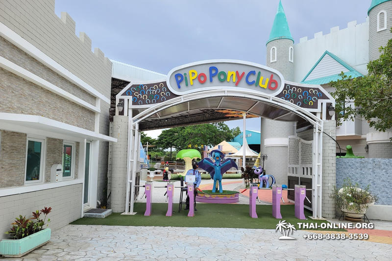 Pattaya Pipo-Poni Club in Thailand guided tour 7 Countries photo 24