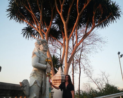 Evening Wat Yan excursion in Thailand Pattaya tour photo 24
