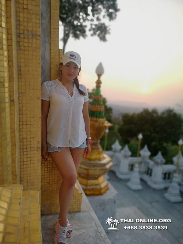 Evening Wat Yan excursion in Thailand Pattaya tour photo 48