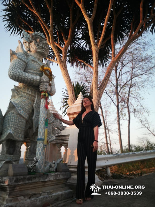 Evening Wat Yan excursion in Thailand Pattaya tour photo 15
