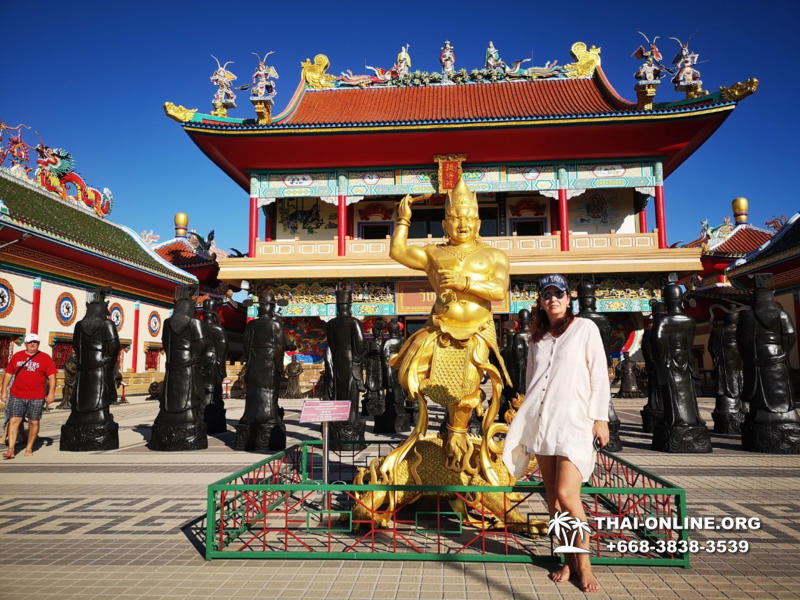 Evening Wat Yan excursion in Thailand Pattaya tour photo 3