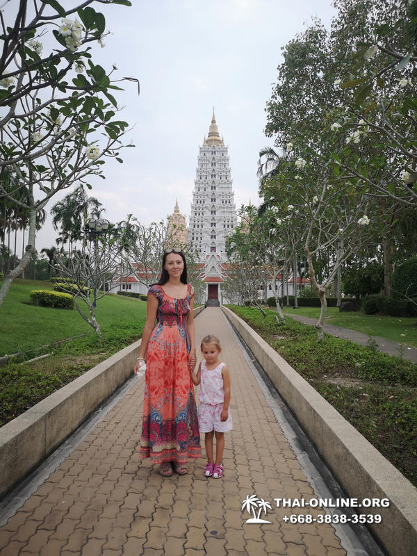 Evening Wat Yan excursion in Thailand Pattaya tour photo 4