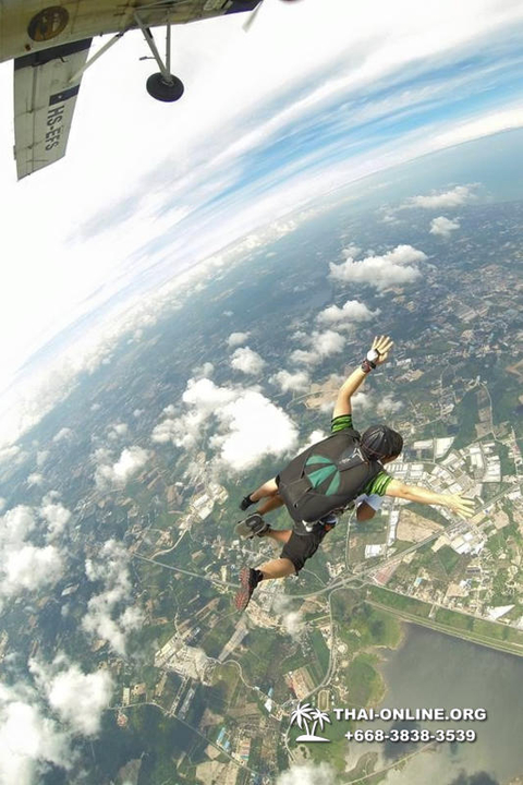 Pattaya Tandem Skydiving in Thailand parachute jump photo 15