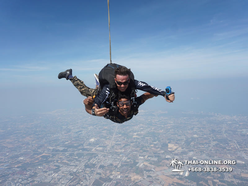 Pattaya Tandem Skydiving in Thailand parachute jump photo 88