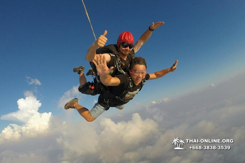 Pattaya Tandem Skydiving in Thailand parachute jump photo 65