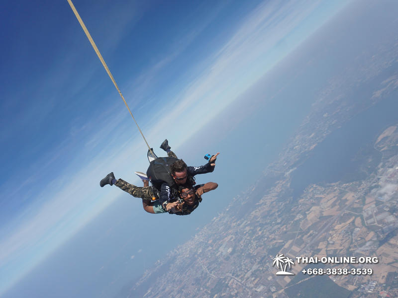 Pattaya Tandem Skydiving in Thailand parachute jump photo 85