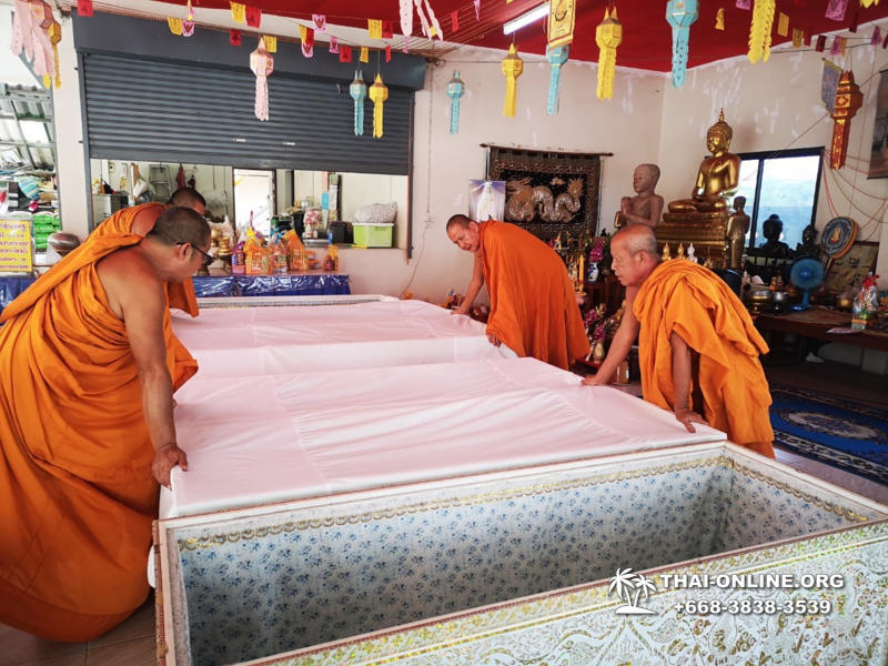 Ritual Funeral of Fails - Attracting Good Luck Pattaya Thailand 32