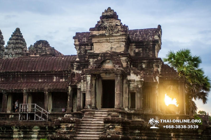Cambodia tour from Pattaya Thailand to Siem Reap and Angkor Temples photo 24