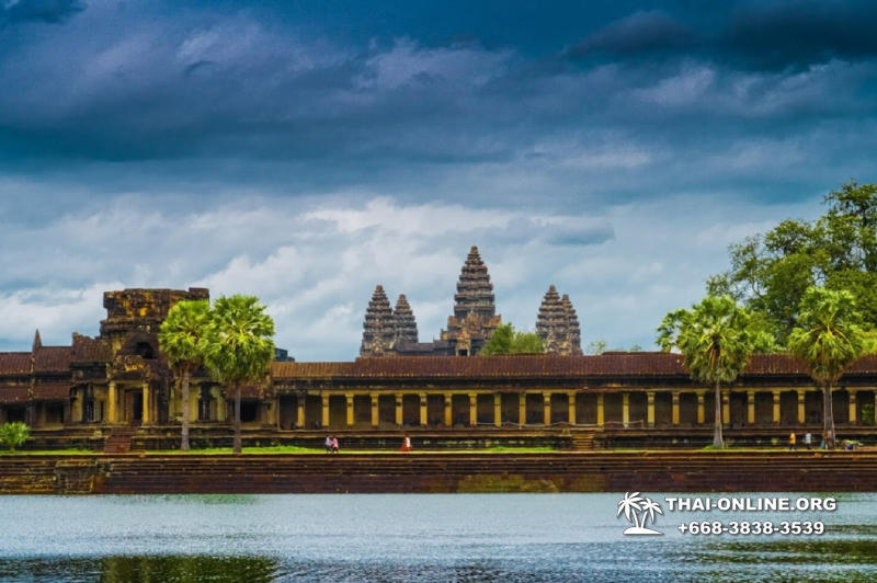 Cambodia tour from Pattaya Thailand to Siem Reap and Angkor Temples photo 33