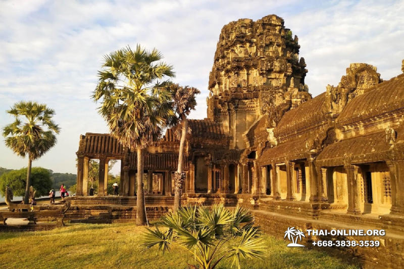 Cambodia tour from Pattaya Thailand to Siem Reap and Angkor Temples photo 2