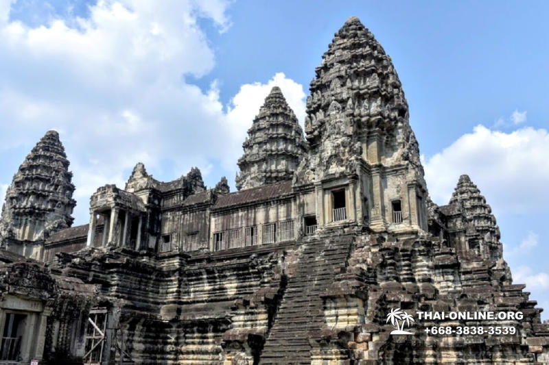 Cambodia tour from Pattaya Thailand to Siem Reap and Angkor Temples photo 5