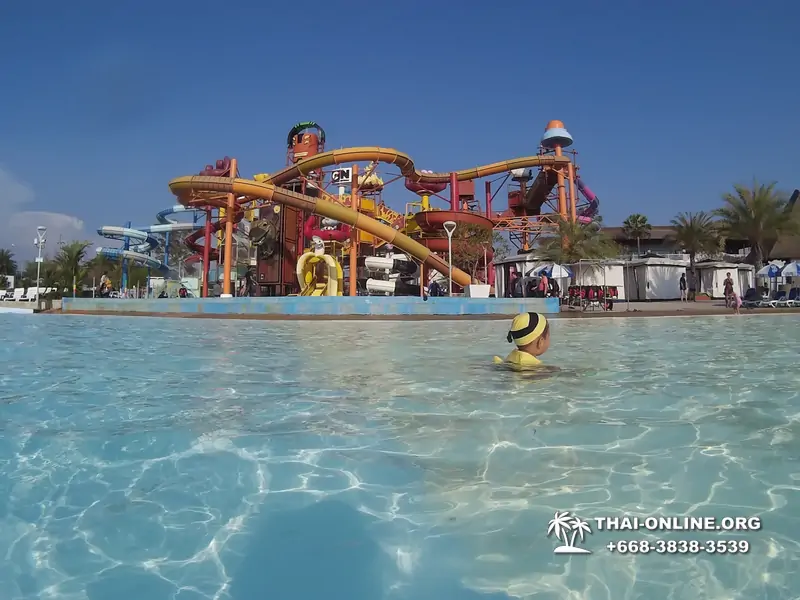 Columbia Pictures Aquaverse water park in Pattaya Thailand photo 45