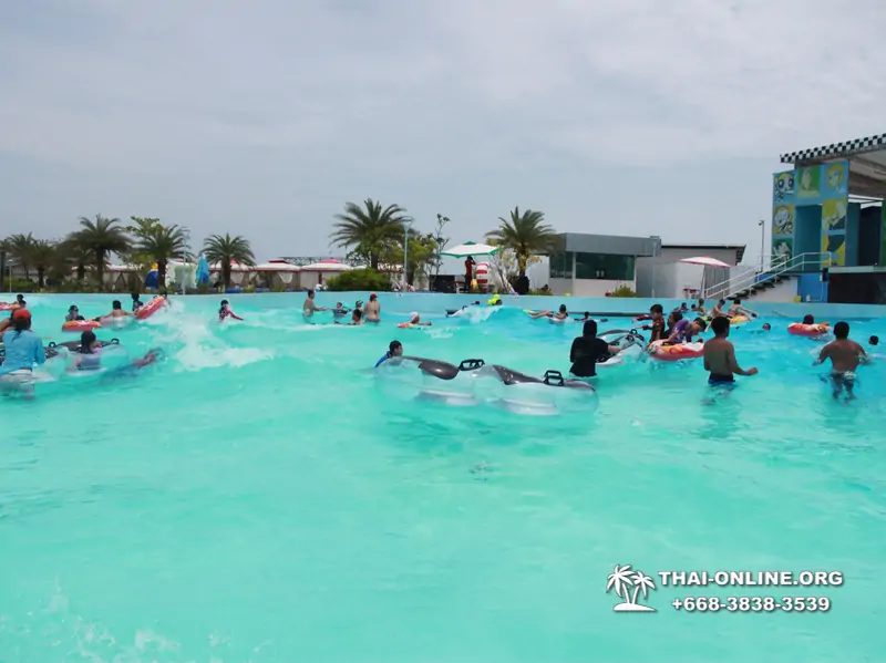 Columbia Pictures Aquaverse water park in Pattaya Thailand photo 94