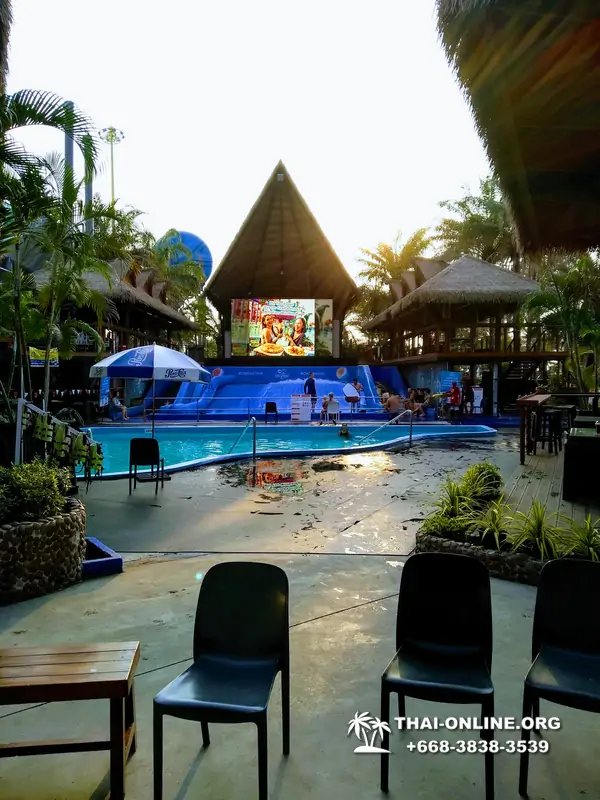 Columbia Pictures Aquaverse water park in Pattaya Thailand photo 214