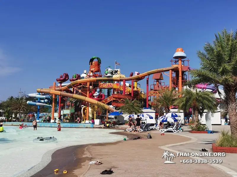 Columbia Pictures Aquaverse water park in Pattaya Thailand photo 186