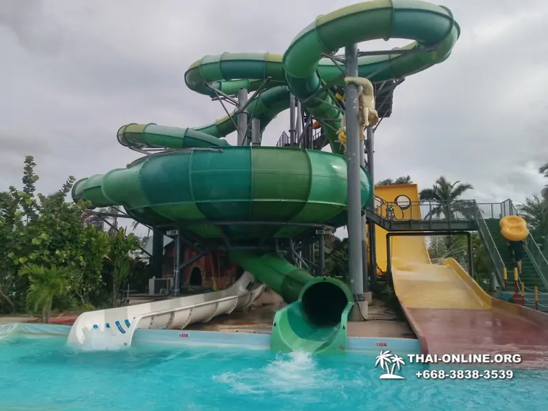 Columbia Pictures Aquaverse water park in Pattaya Thailand photo 63