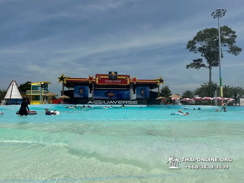 Columbia Pictures Aquaverse water park in Pattaya Thailand photo 44