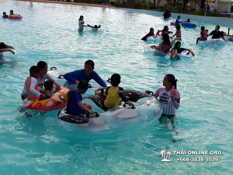 Columbia Pictures Aquaverse water park in Pattaya Thailand photo 109