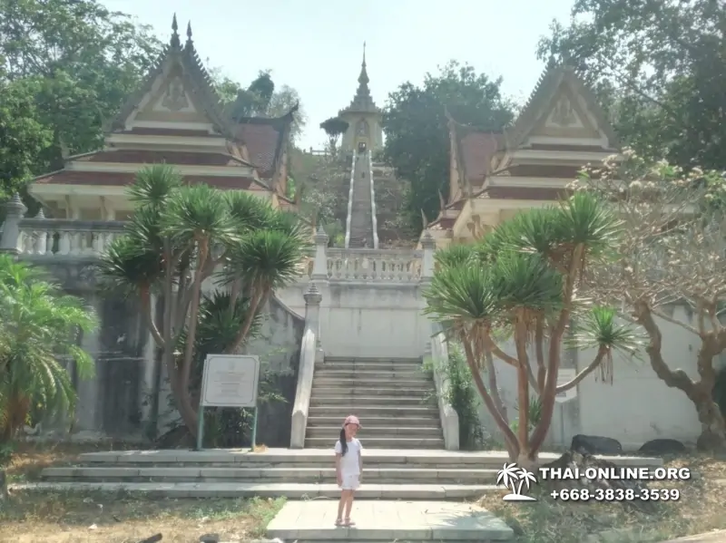 Wat Yan Temples excursion in Pattaya photo 23