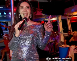 Casablanca evening boat trip with foam party in Pattaya photo 6
