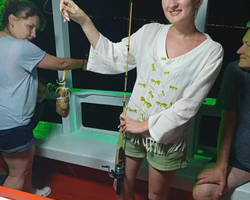 Squid sea fishing in night-time Pattaya Thailand - tour photo 18