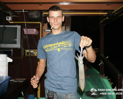 Squid sea fishing in night-time Pattaya Thailand - tour photo 19