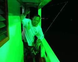Squid sea fishing in night-time Pattaya Thailand - tour photo 59