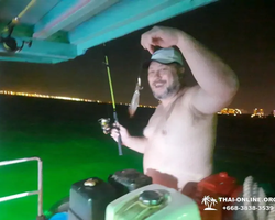 Squid sea fishing in night-time Pattaya Thailand - tour photo 43