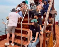 Bryde's whale photo hunt excursion from Pattaya - picture 43
