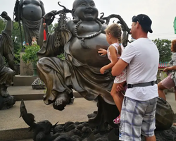 Wat Yan Temple Complex in Pattaya Thailand excursion photo 78