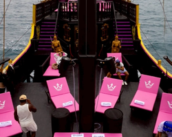 Sea boat cruise trip Black Pearl Pattaya Thailand - photo 6