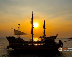 Black Pearl boat excursion in Pattaya Thailand - photo 18