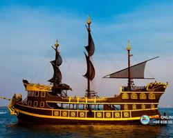 Sea boat cruise trip Black Pearl Pattaya Thailand - photo 8