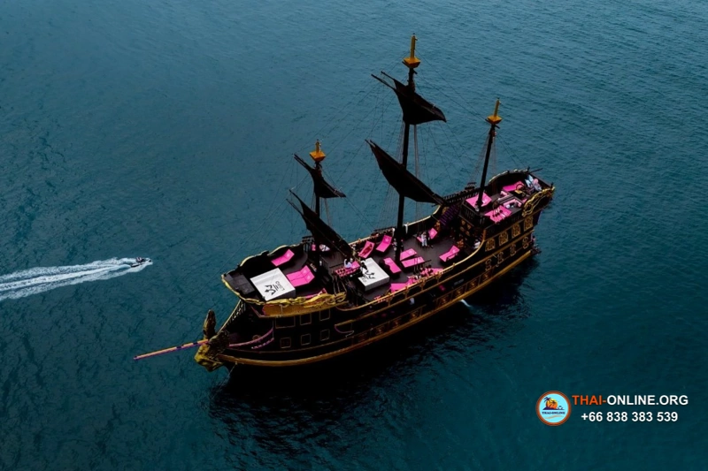 Sea boat cruise trip Black Pearl Pattaya Thailand - photo 10 Black Pearl boat excursion in Pattaya Thailand - photo 10