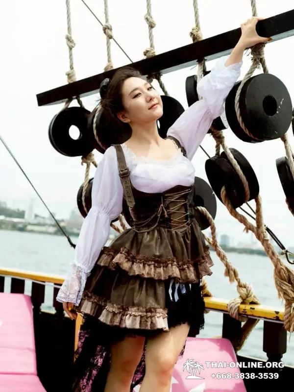 Sea boat cruise trip Black Pearl Pattaya Thailand - photo 20 Black Pearl boat excursion in Pattaya Thailand - photo 20