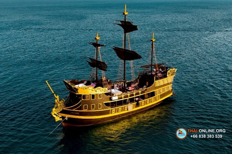 Sea boat cruise trip Black Pearl Pattaya Thailand - photo 1 Black Pearl boat excursion in Pattaya Thailand - photo 1