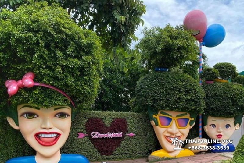 Asian Disneyland in Bangkok transfer from Pattaya Thailand photo 2